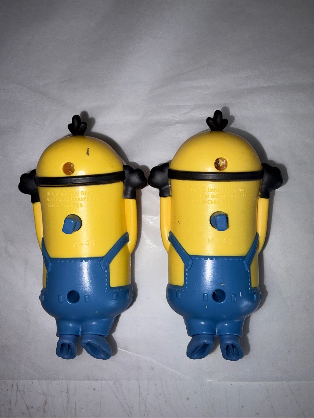 McDonald’s Universal Yellow & Blue Minion Character Figure Set - Picture 7 of 14